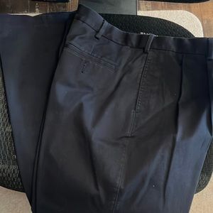 Savane mens black/dark blue 38x30 pleated dress pants. NICE!